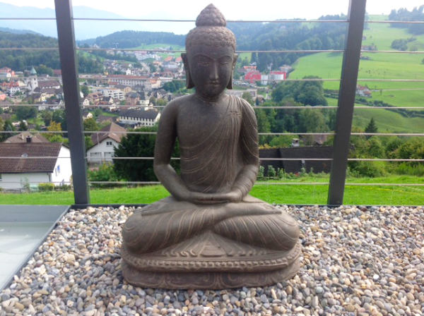 Buddhafigur meditierend