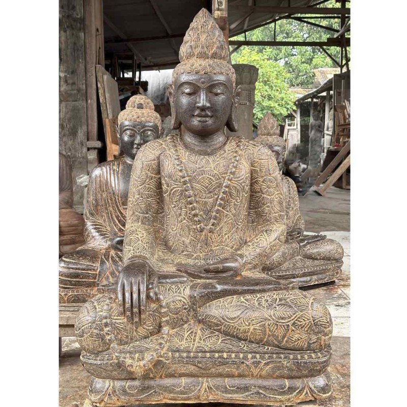 Eleganter Buddha mit zwei Malas Fluss Stein 110 cm