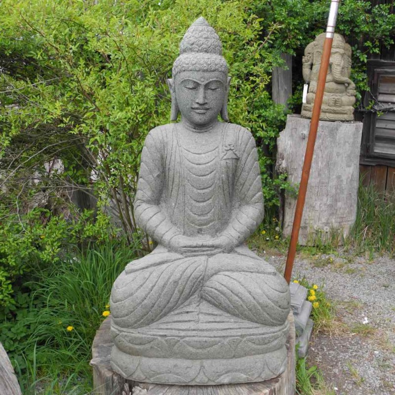 Buddhastatue mit schlanker Silhouette grüner Lava Stein 120 cm