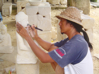 Bali-Steinmetz3ogCIl1vwWOtj