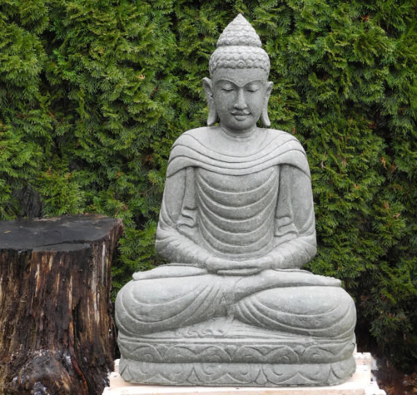 Buddhafigur Faltenwurf