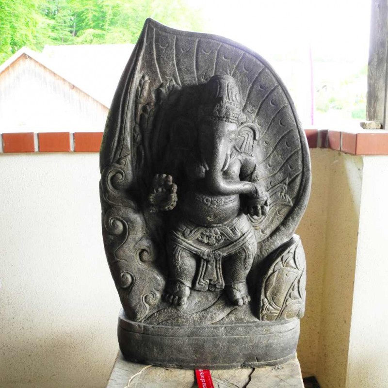 Tanzender Ganesha Fluss Stein 74 cm