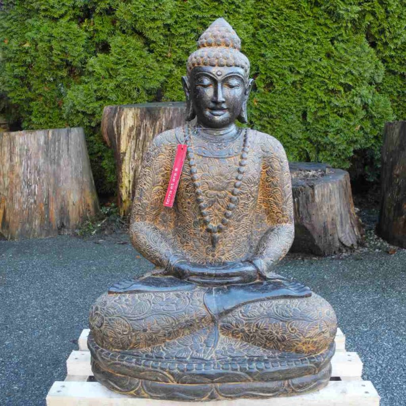 Mala Buddha mit Bordürenkleid Fluss Stein 80 cm