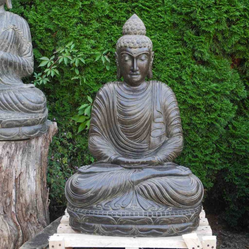 Fluss Stein Buddha Statue mit elegantem Kleid 90 cm