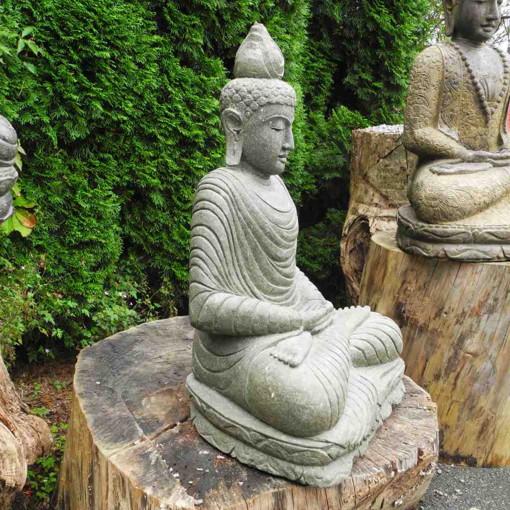 Sitzender Buddha mit Flamme grüner Lava Stein 90 cm | terra et ars ...